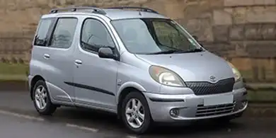YARIS VERSO