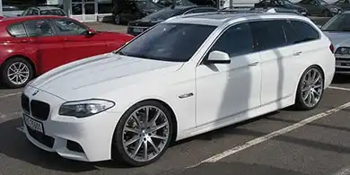 SERIE 5 TOURING