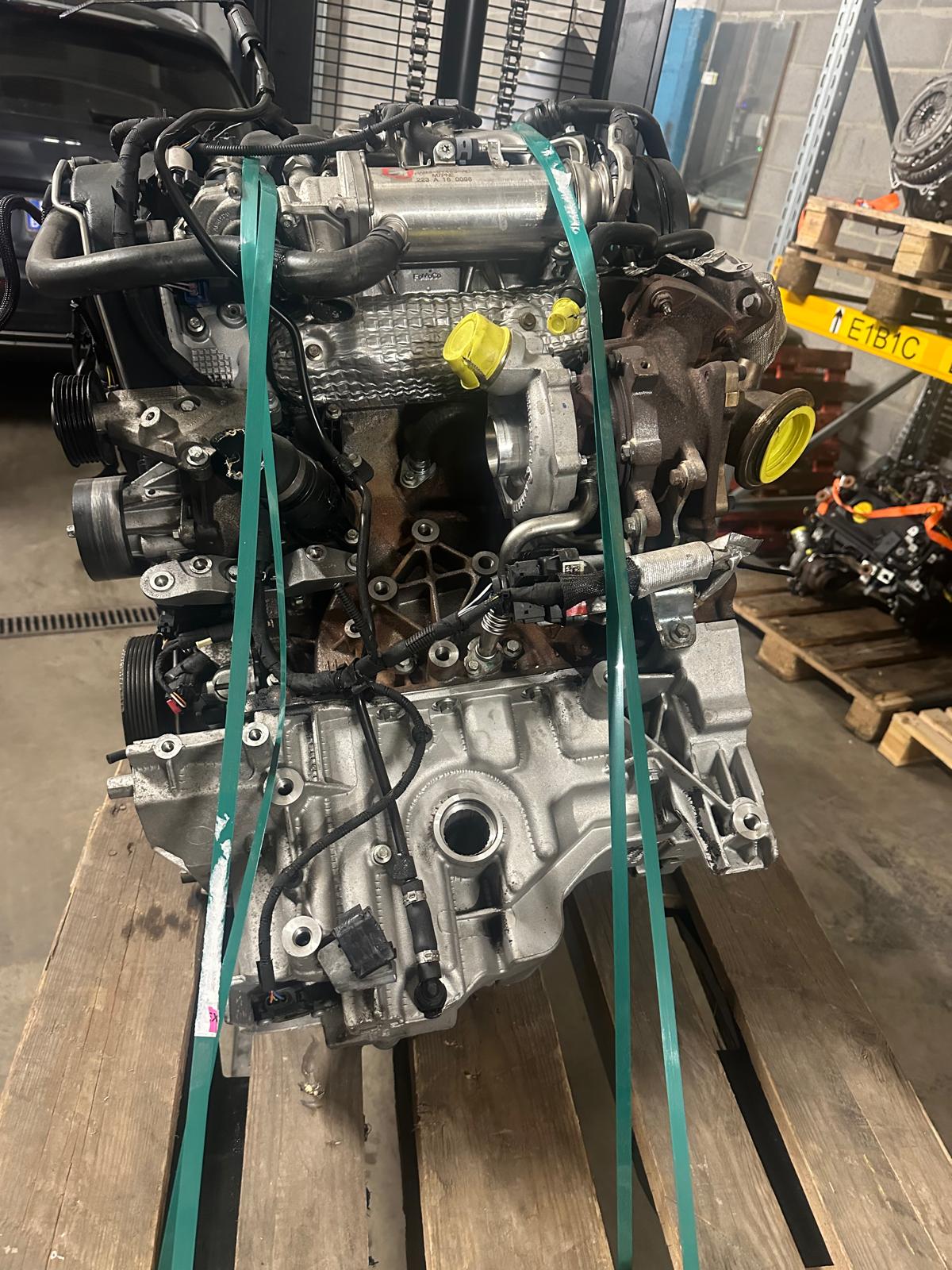 Moteur diesel 3.0 V6 HK836006AA Jaguar F-Pace occasion injection Bosch garantie 3 mois